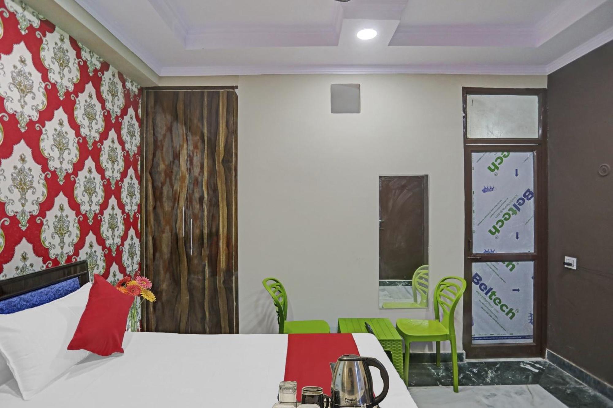 Super Hotel O Metro Inn Near Worlds Of Wonder Kalkaji Devi Екстер'єр фото